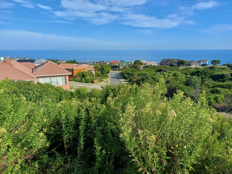  Bedroom Property for Sale in Outeniqua Strand Western Cape